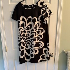AB Studio Black and White Patterned Mini Dress